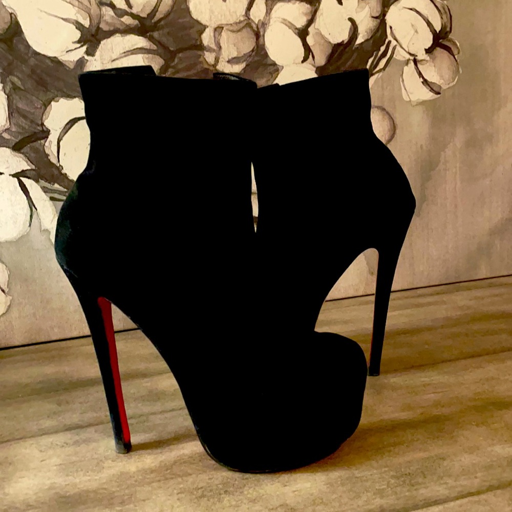 Louboutin Bianca booties size 40